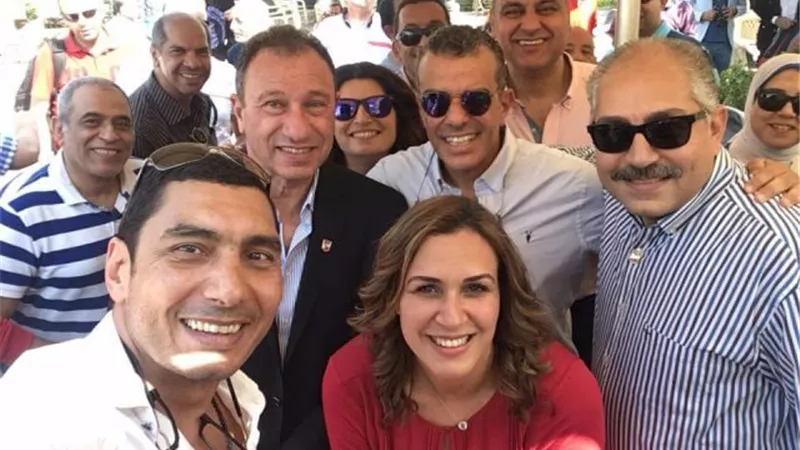 مدير البطولة العربية يهاجم مجلس الاهلى بتصريحات 