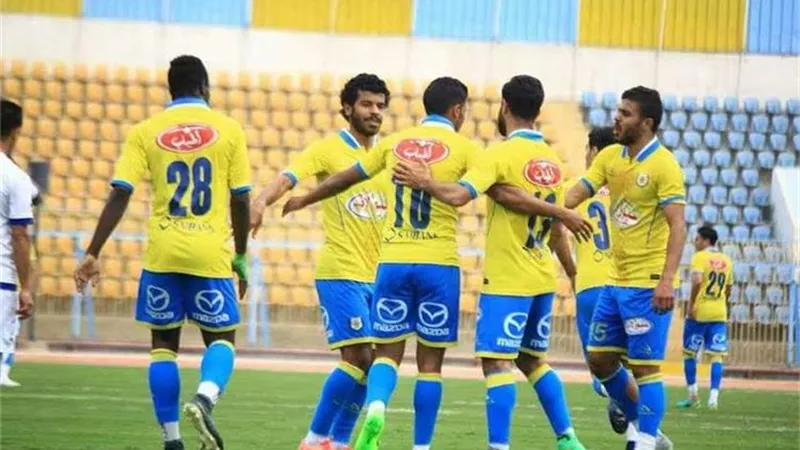 الاهلى يحصل على توقيع نجم دفاع الدراويش