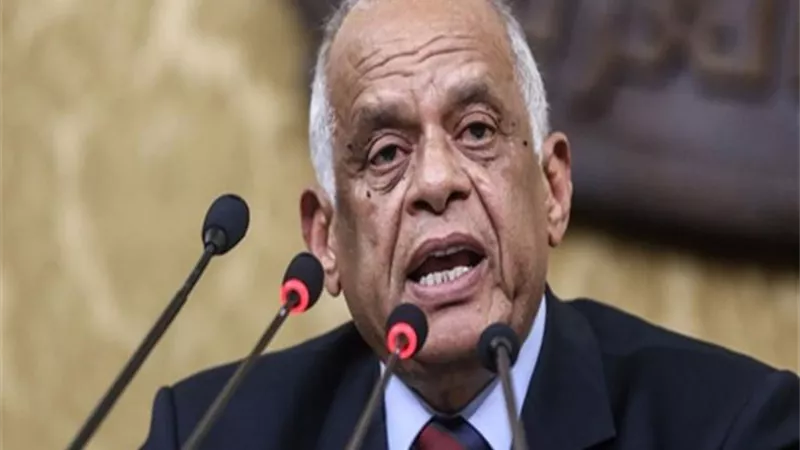 عبد العال للنواب: ممنوع جلوس الاعضاء على مقاعد الوزراء
