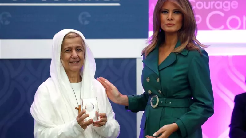 مصرية وأردنية ضمن 10 نساء يفوزن بجائزة المرأة الدولية للشجاعة
