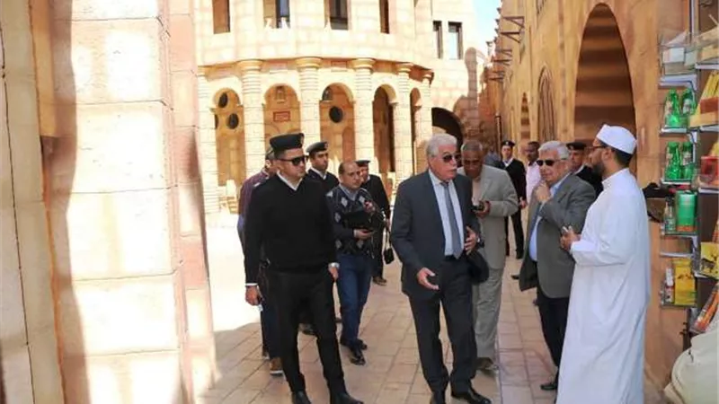 فودة يتقفد المركز الثقافي الإسلامي بمسجد الصحابة بشرم الشيخ