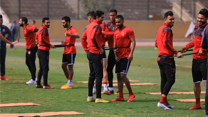 مهاجم الاهلى يقرر الرحيل.. بسبب المنتخب