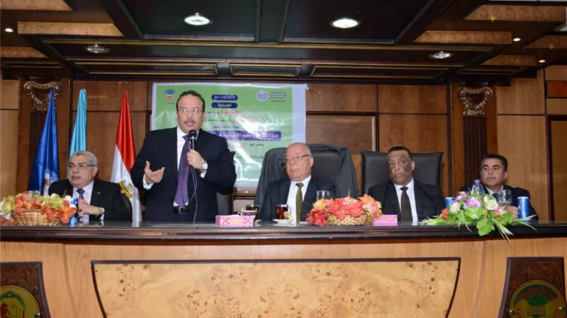 دور الثقافة والعلوم الانسانية في بناء الشخصية الوطنية ندوة ثقافية بكلية اداب طنطا