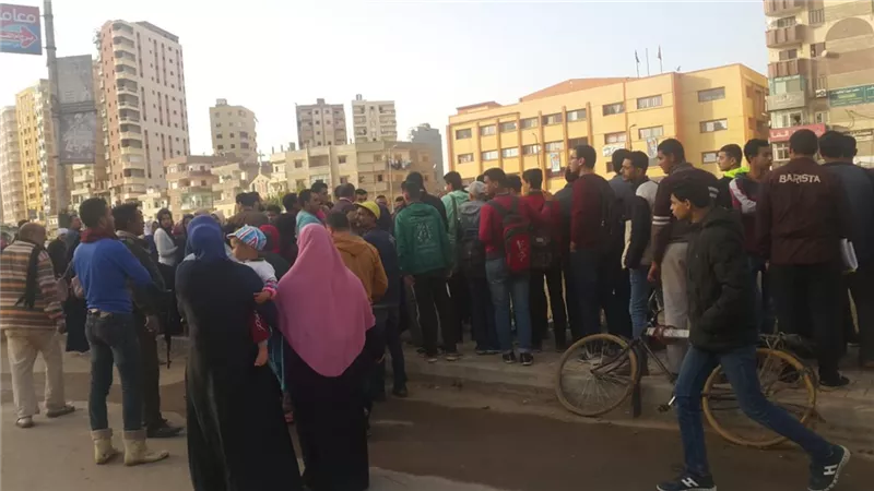 بالصور .. الإنقاذ النهري تنتشل جثة طالب سقط في ترعة المحمودية بالبحيرة