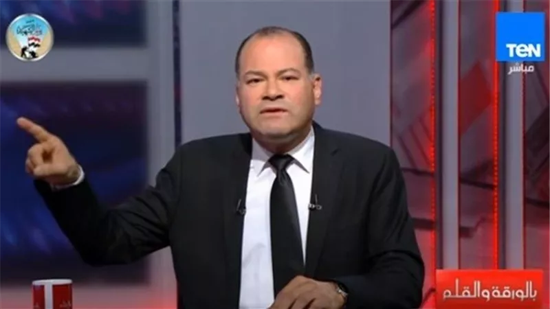 نشأت الديهي يشن هجوماً حاداً على عمرو واكد.. 