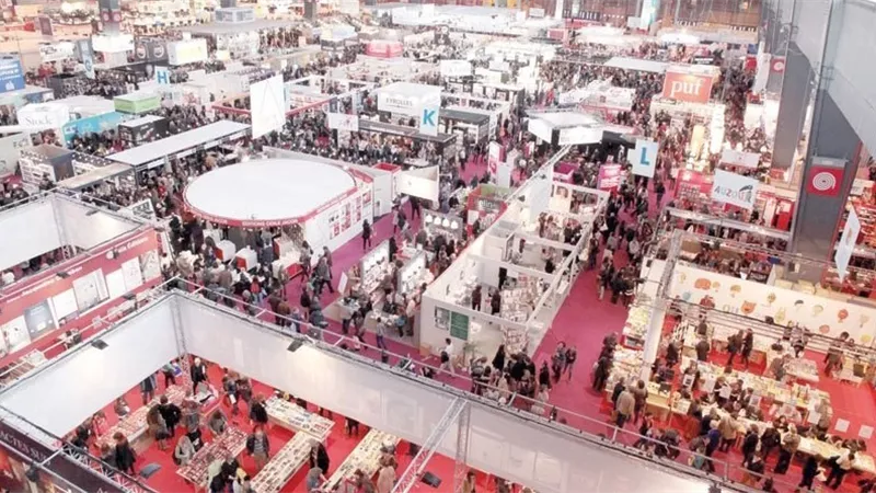 سلطنة عمان ضيف معرض باريس الدولي اليوم