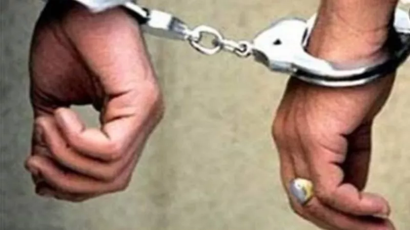 ضبط تشكيل عصابى تخصص فى ترويج الأجهزة المحظورة عبر الفيس بوك