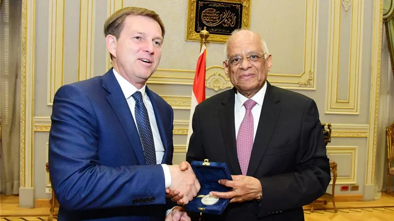 الدكتور على عبد العال يستقبل وزير خارجية سلوفينيا