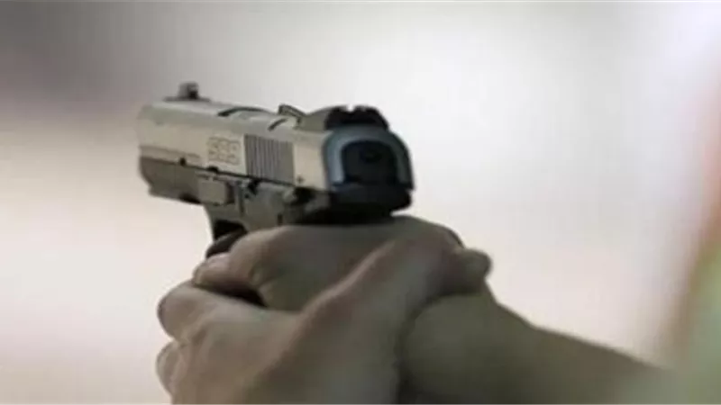 الخرطوش يصيب الأم وطفلها أثناء وقوفهم بشرفه المنزل خلال مشاجرة بالدقهلية