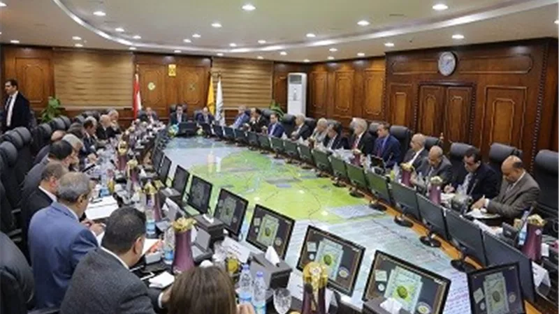 عبد الغفار يطالب بتنظيم حملات غير معلنة للكشف عن المخدرات بالجامعات