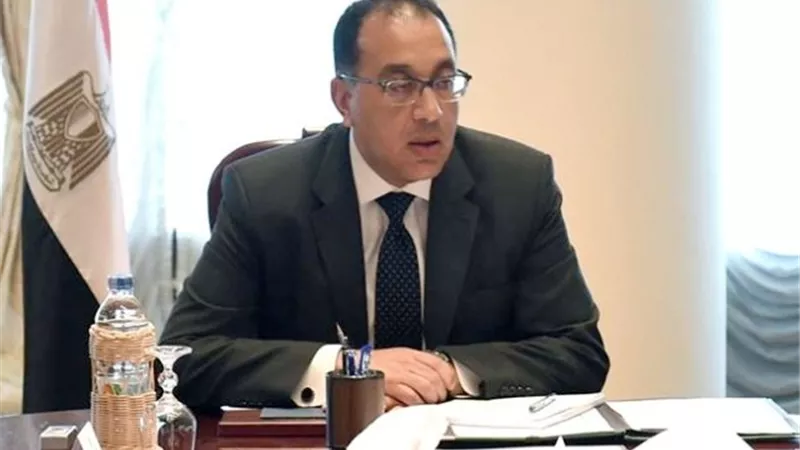 مدبولى يهنئ كامل الوزير ويشكر عرفات: 