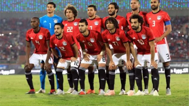 آخر كلام 15 ألف متفرج فى مباراة الأهلى وشيبية الساورة