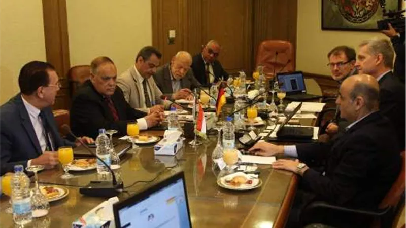 مباحثات للهيئة العربية للتصنيع مع شركة سيمبل كامب الألمانية لإنشاء مصنع لإنتاج ألواح الخشب
