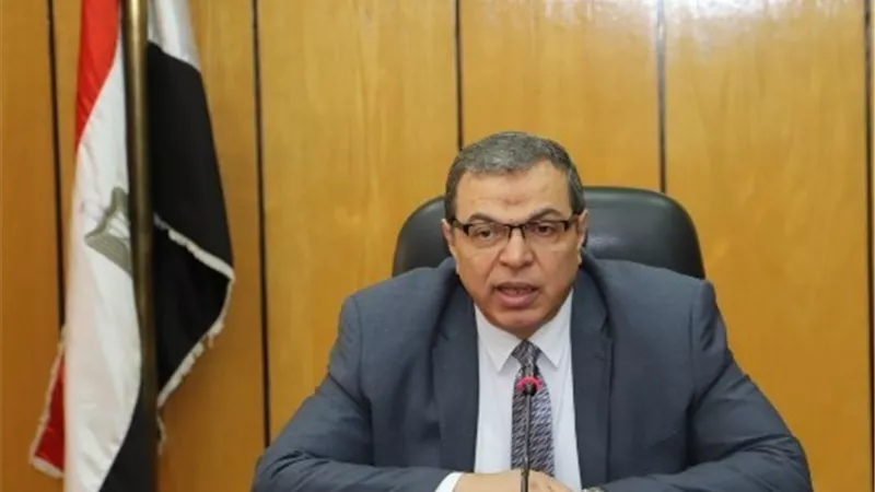 القوى العاملة: فض إضراب 1200 مصري بإيطاليا و15 ألف يورو فروق ساعات عمل 5 سنوات سابقة