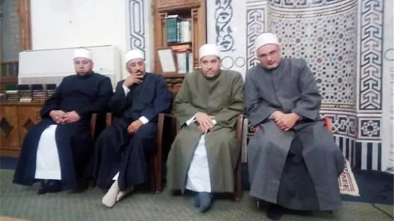 تكريم الله تعالى للإنسان عنوان لقاء أئمة أوقاف العبور برواد المساجد