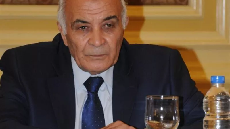 26 مارس ..محاكمة مندوب شحن و4 آخرين في اختلاس 300 طن سكر
