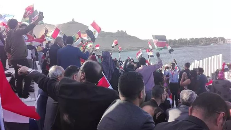 الشباب العربي الافريقى بالاعلام قبل انطلاق الجلسه الافتتاحية للملتقى