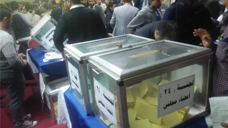 لجنة انتخابات الصحفيين ترفض الفرز دون إخلاء القاعة