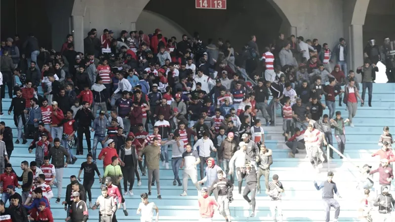 بالصور .. اشتباكات بين جماهير الإفريقي التونسي عقب مباراة الإسماعيلي