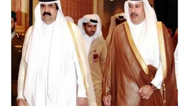معاناة حفيد مؤسس قطر ترويها زوجته.. فيديو