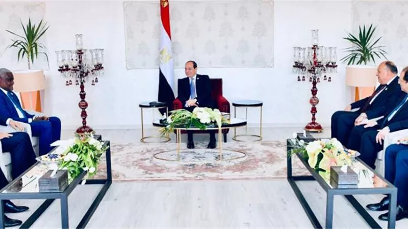 بسام راضى : السيسى يستقبل رئيس مفوضية الاتحاد الافريقى