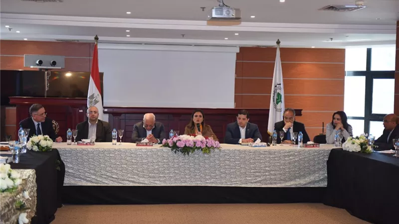 سحر نصر تدعو مستثمري المنطقة الحرة لمضاعفة الصادرات ومعدل الإنتاج