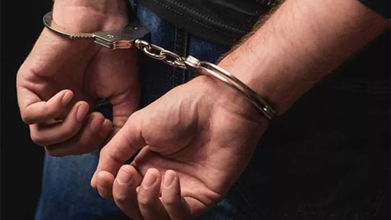 ضبط فلاح يدير ورشه لتصنيع الأسلحة النارية