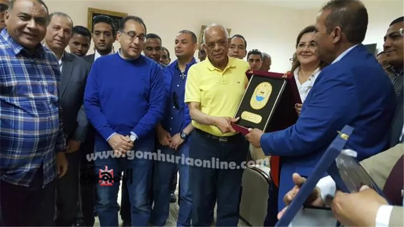 رئيس الوزراء : التركيز على جذب الطلاب الأفارقة الوافدين