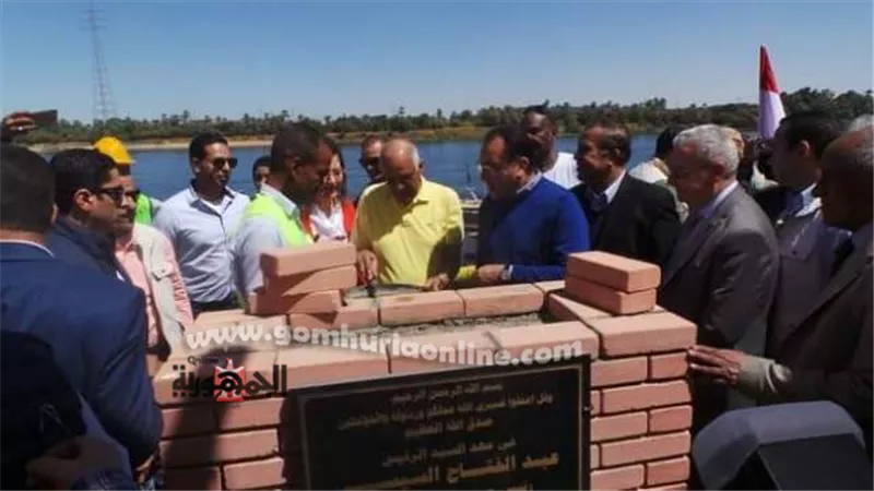 مدبولى وعلى عبدالعال يضعان حجر أساس مشروع محور كوبرى دراو