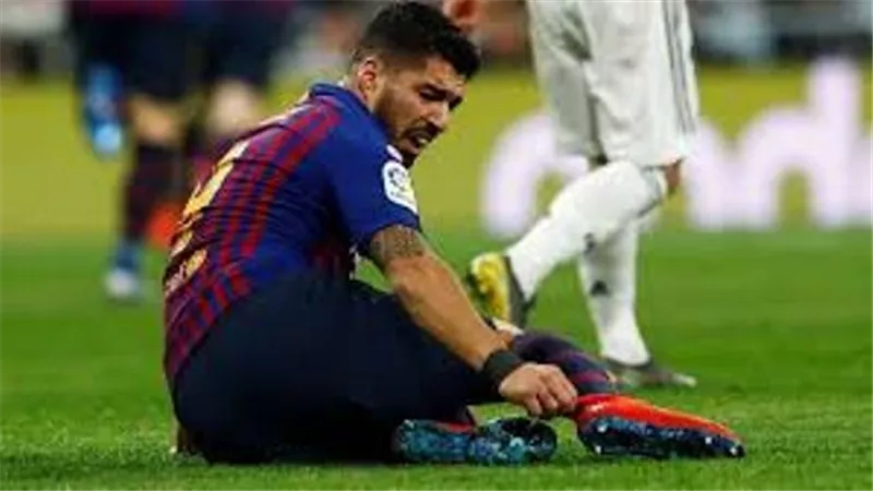 برشلونة يحدد مدة غياب مهاجمه بسبب الاصابة