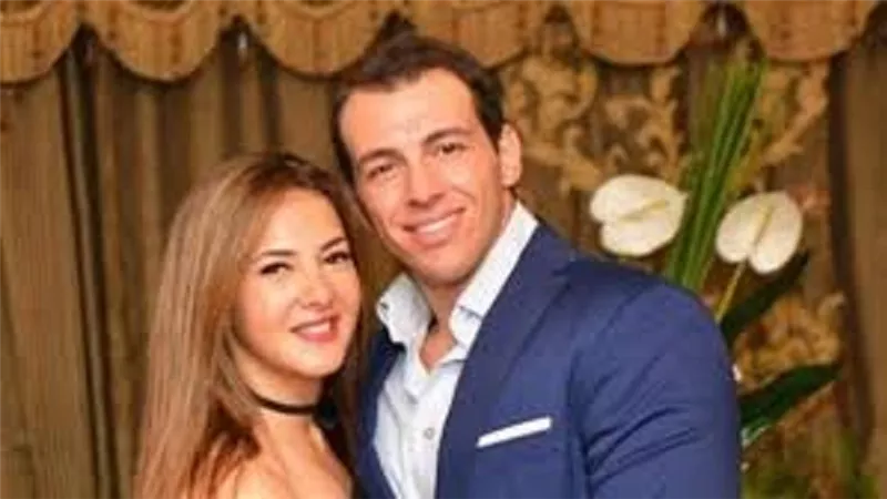 رسالة حب من دنيا سميرغانم الى زوجها