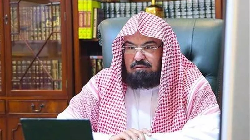السديس يُشيد بجهود الإدارة العامة النسائية في خدمة ضيوف الرحمن