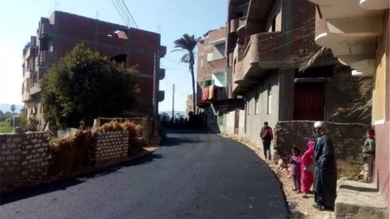 محافظ أسيوط: الإنتهاء من الجزء المخصص لأعمال الرصف من الخطة الإستثمارية بقرى مركز أبوتيج