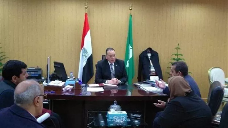 غراب يبحث سبل إنشاء صوامع حقلية جديدة بالشرقية