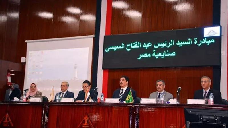 مرزوق وعجلان يشاركان فى احتفالية خريجى مبادرة صنايعية مصر بجامعة بنها