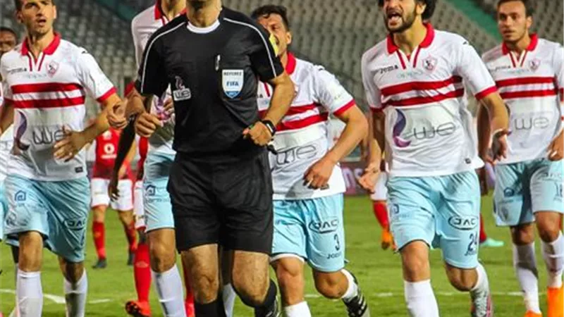 الحنفى حكما لمباراة الزمالك والمقاولون