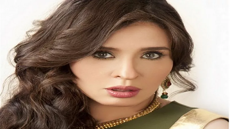دينا توضح حقيقة زواجها بالسعودية