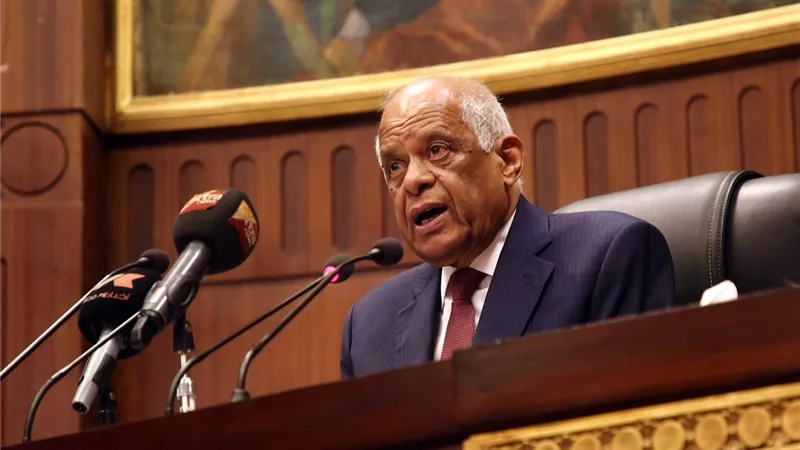 عبد العال يرفع اعمال جلسة الحوار المجتمعي لتعديل الدستور