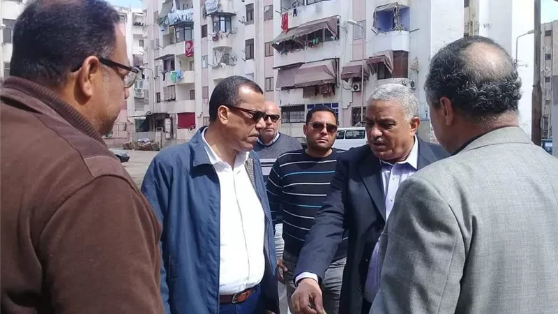 أبو زهرة يوجه بسرعه الانجاز لربط الخطوط بالمحطه الجديده بالصرف الصحي ببورسعيد