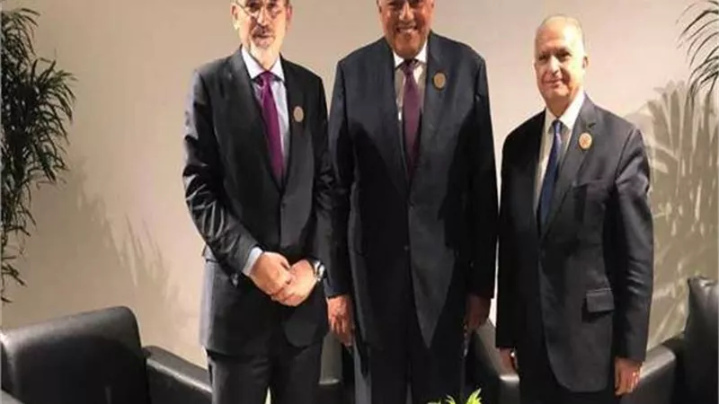 اجتماع سداسي 