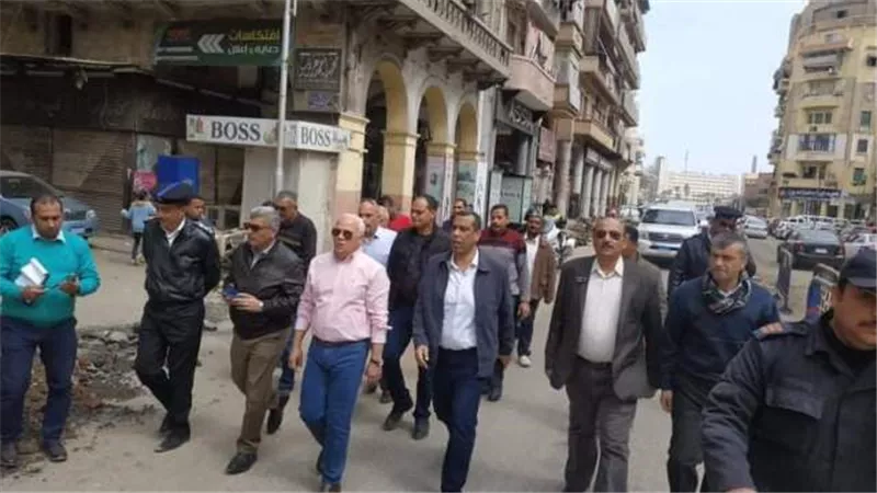 محافظ بورسعيد يتفقد اعمال رفع كفاءة الطرق