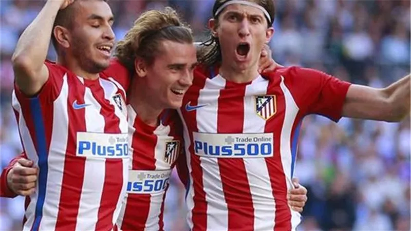 نجم أتلتيكو مدريد يرحب بالانتقال إلى برشلونة