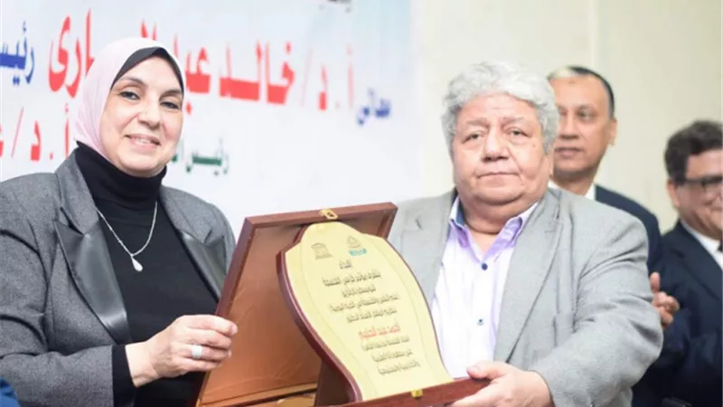 رئيس جامعة الزقازيق تفتتح أعمال مؤتمر 