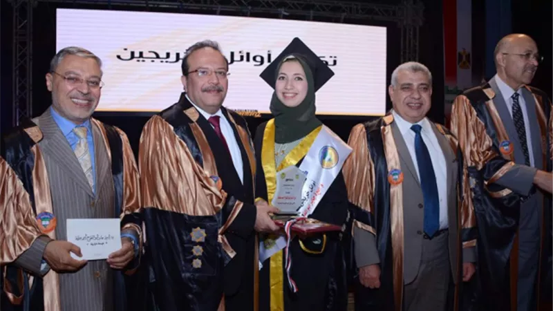 هندسة طنطا تحتفل بتخريج دفعة علي الذهبي