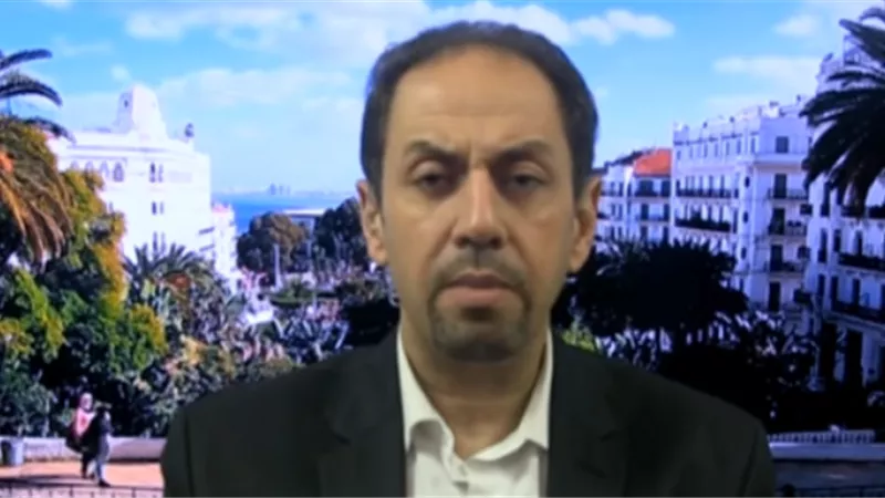 سياسي جزائري: البلاد في مأزق حقيقي.. والمعارضة غير موحدة.. فيديو