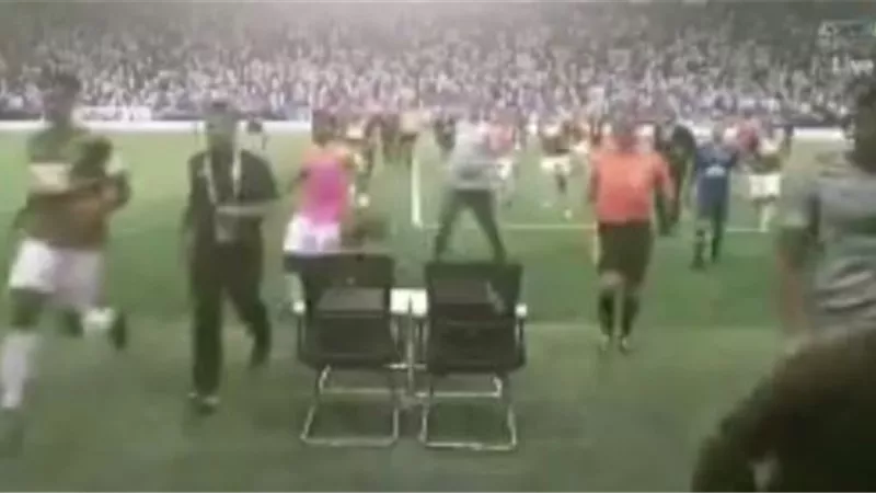 اشتباكات بين لاعبي الهلال وأحد بعد انتهاء المباراة