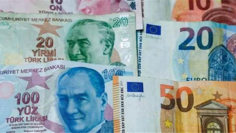 الليرة التركية.. ضربة جديدة ثؤثر على شعبية أردوغان