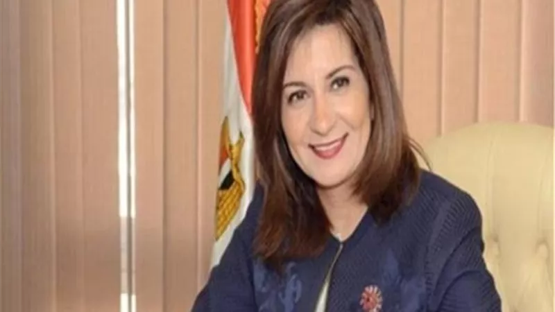 وزيرة الهجرة تستهل زيارتها لأستراليا بلقاء بعض الشباب المصريين المقيمين فى ملبورن