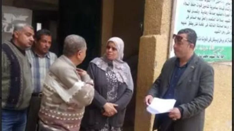 رئيس مدينة الزقازيق يتابع تجهيز لجان الاستفتاء على الدستور بالشوبك