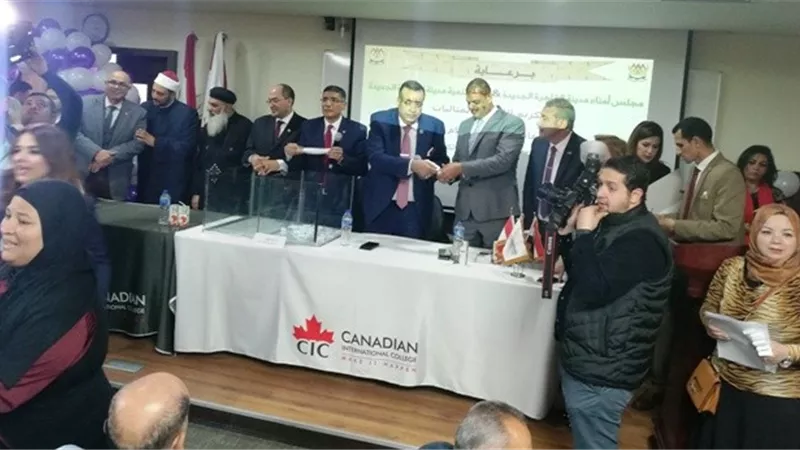 مجلس أمناء القاهرة الجديدة والجهاز يكرمان الأمهات المثاليات بـ65 عُمرة و5رحلات للقدس بالفيديو